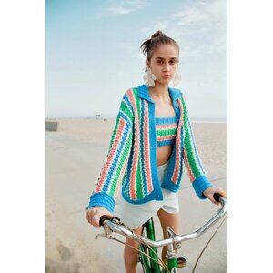 NWOT Zara multicolour horizontal stripe pattern knit crop top, M